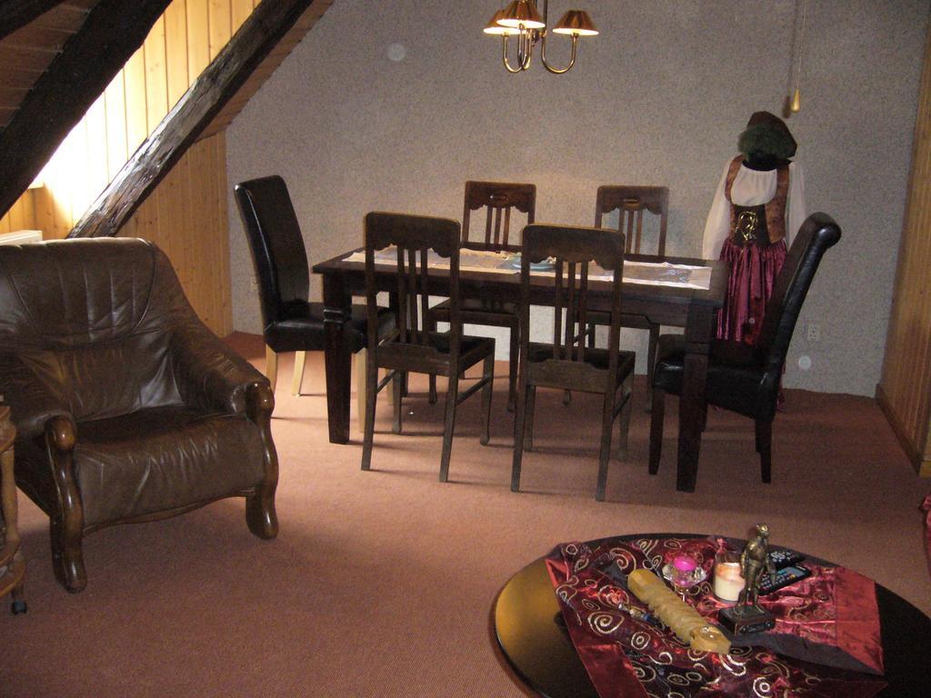 Ferienwohnungen Im Fachwerkhaus Quedlinburg Quarto foto